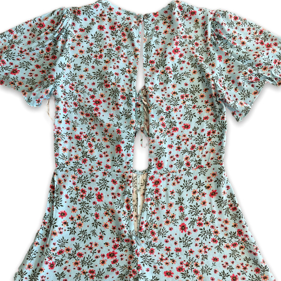 Blue Life x Planet Blue Yari Romper Sample Floral Cutout Women's Small NWT - Picture 5 of 10
